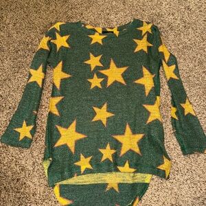 Nally & Millie Green Sweater with Yellow Stars